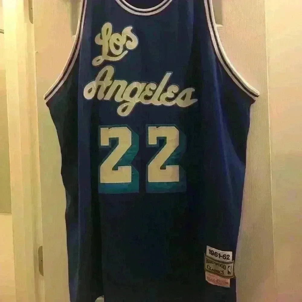 Jersey - Picture 3 of 3